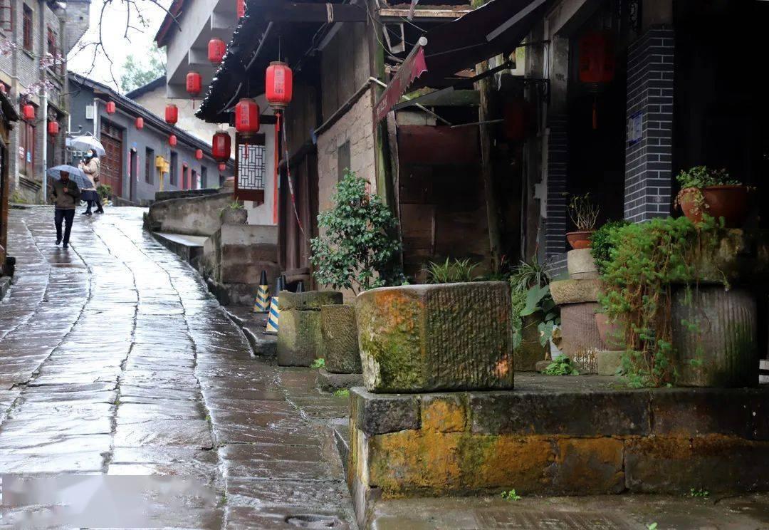 逃离荒凉之地